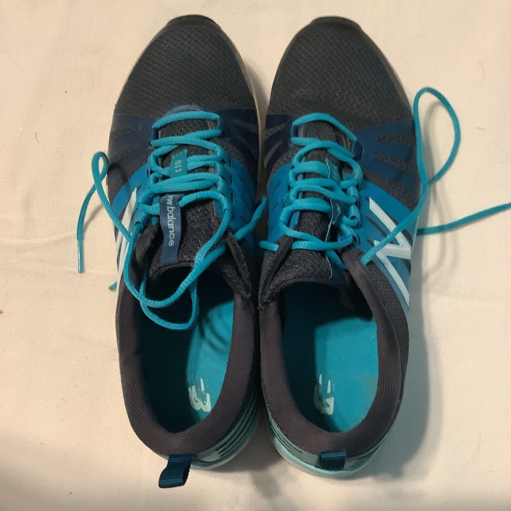 Women’s New Balance 811 Athletic Sneakers Size 8.5
